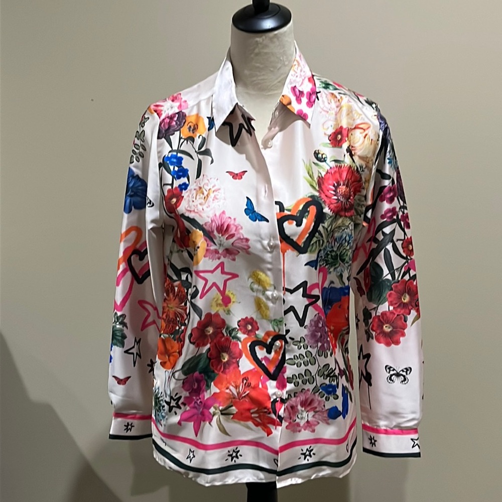 Vilagallo woman’s blouse size 38 100% polyester made in Portugal. US size 6 NWT